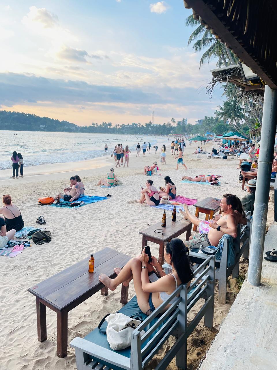 Evening atmosphere on Mirissa Beach