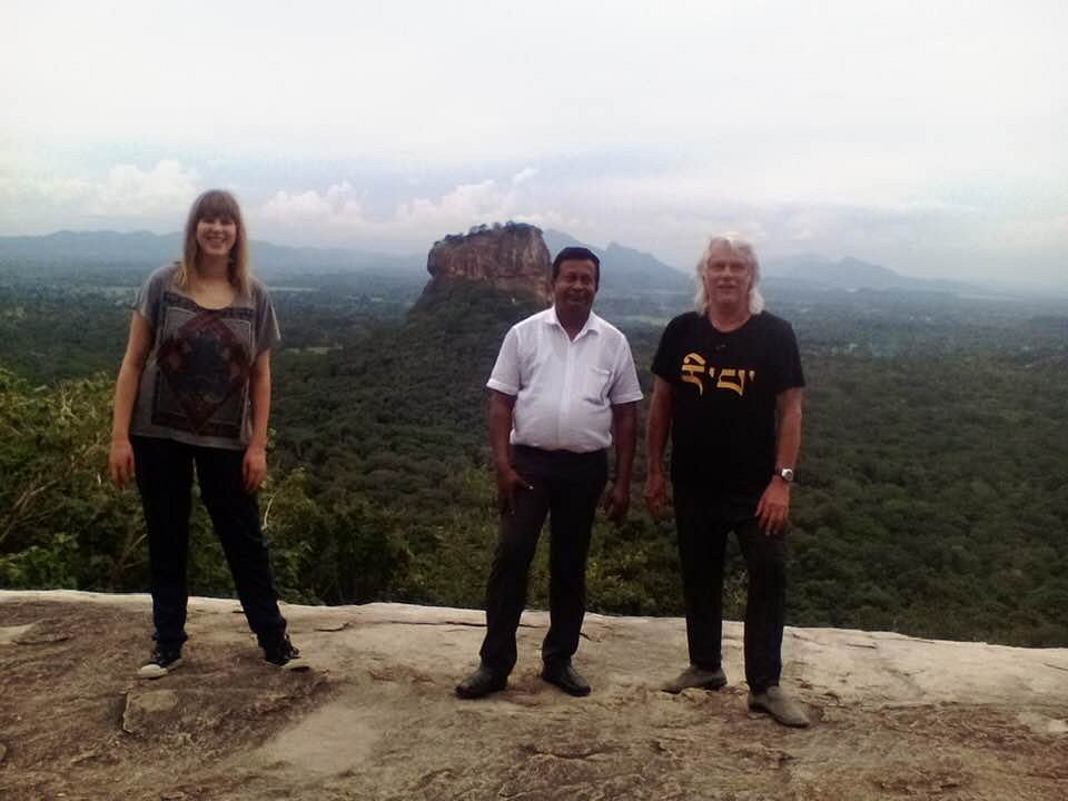 Chauffeur with guests near Sigiriya in Sri Lanka